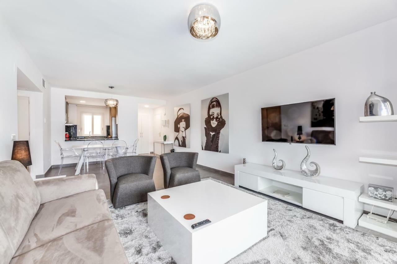 By Riva - Incredible, Stylish 2 Bedroom Apt In Puerto Banus Gardens Марбелья Экстерьер фото